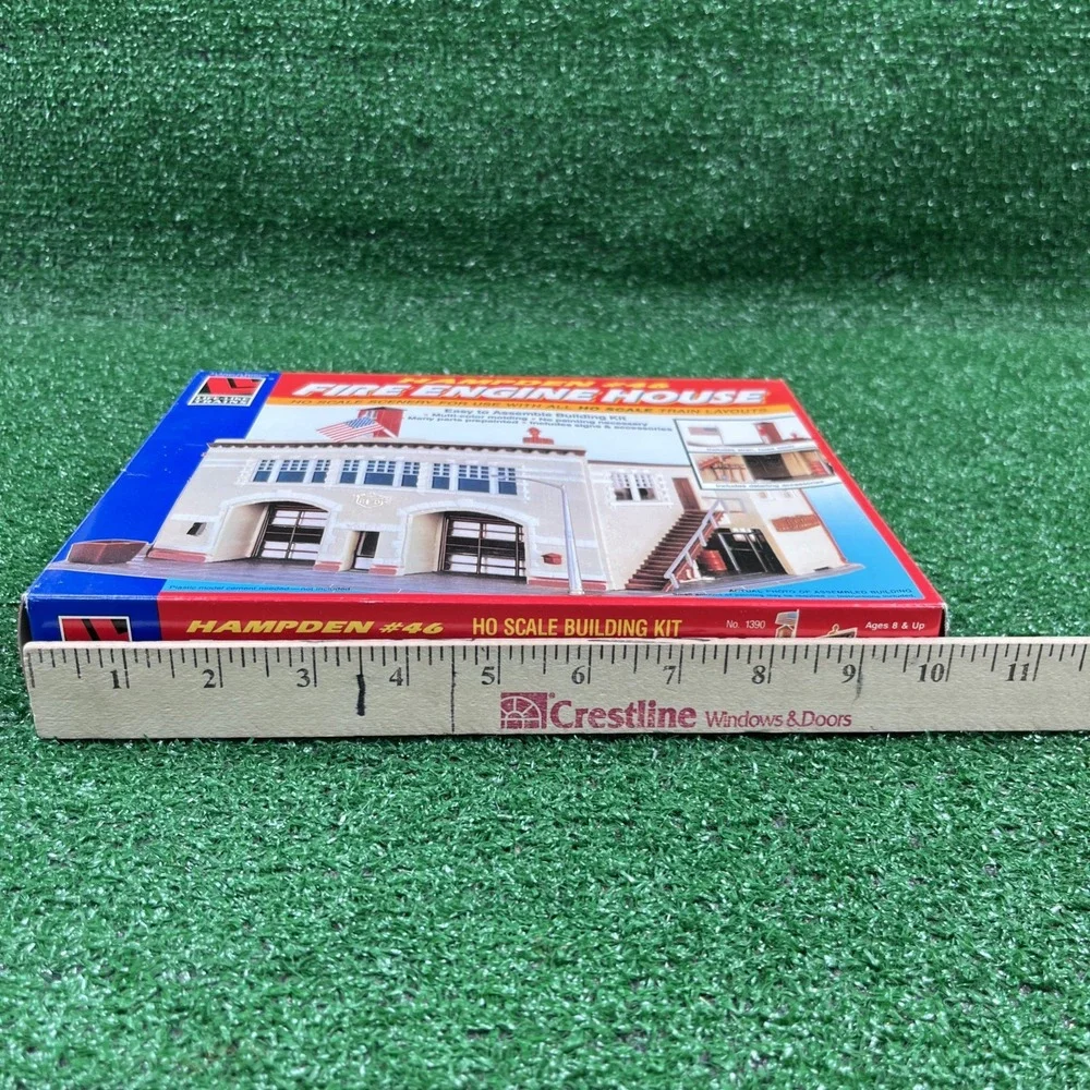 Hampden #46 Fire Engine‎ House HO Scale Model Kit Life Like Trains New Sealed